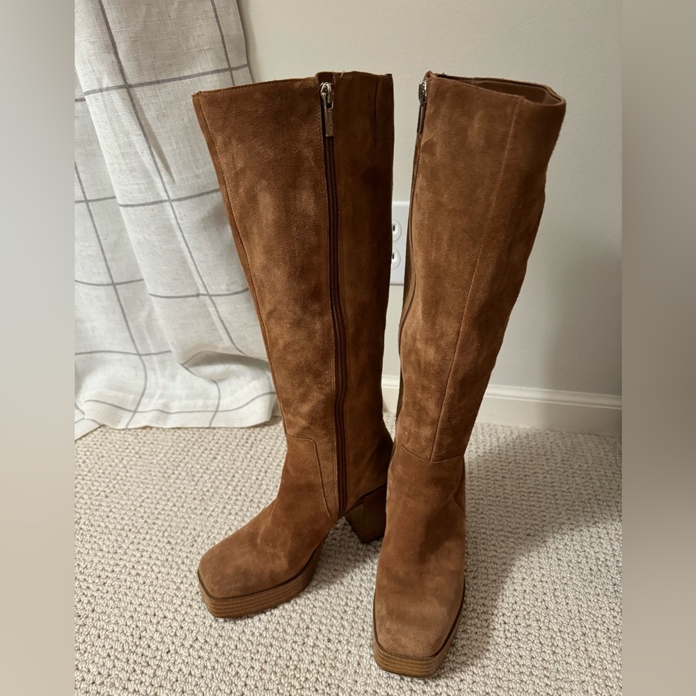 Gianni Bini Brown Heeled Boots